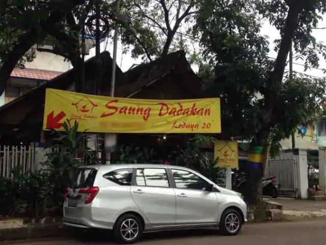 Saung Dadakan