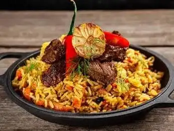 Nasi Goreng Kambing Bumbu Kari, Sukahati