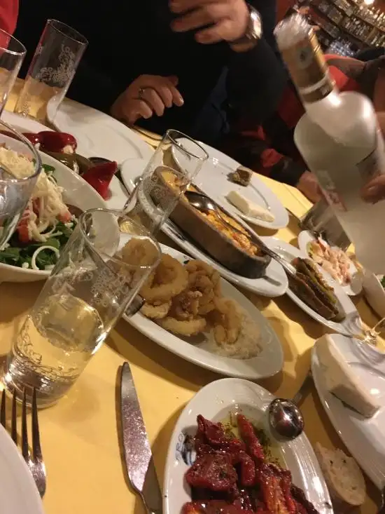 Erol Balik Restaurant'nin yemek ve ambiyans fotoğrafları 10