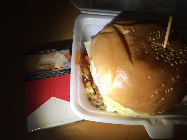 Gambar Makanan Master Chicken & Burger 9