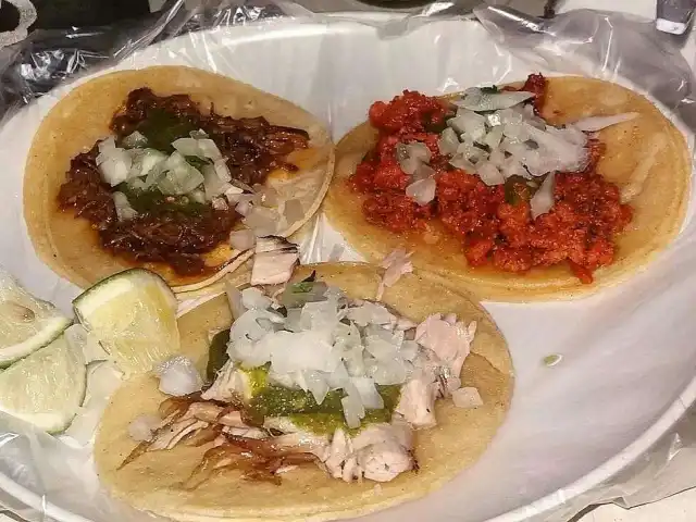 Tacos Chingones Food Photo 6