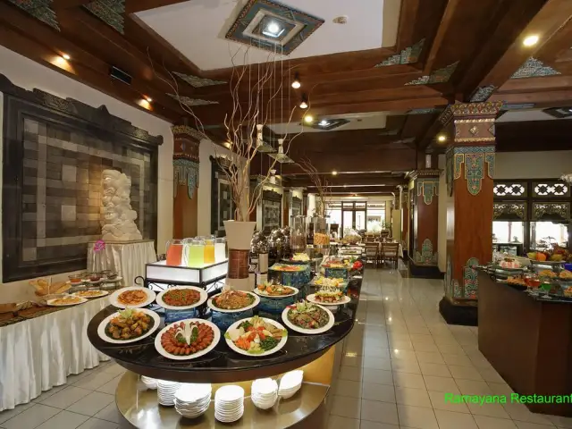 Gambar Makanan Ramayana Restaurant 1