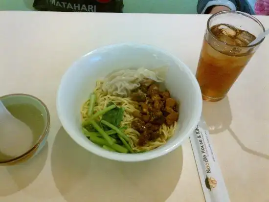 Gambar Makanan Noodle House & Kitchen 14