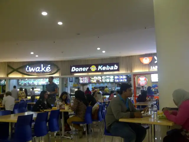 Gambar Makanan Doner Kebab Tunjungan Plaza 4