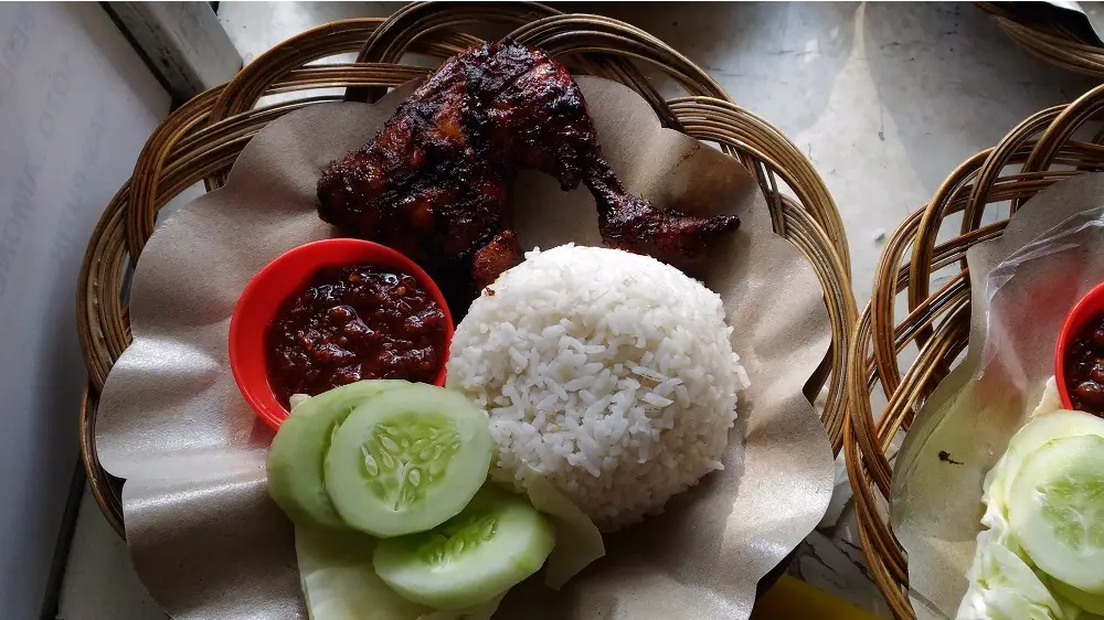 Ayam Bakar "Mas Slamet", Caringin