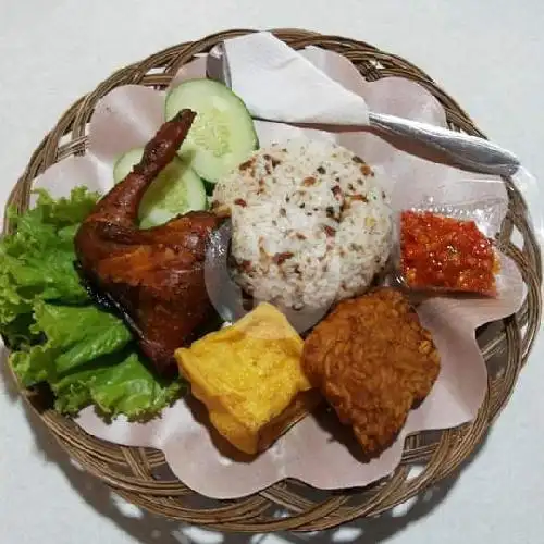 Gambar Makanan Rumah Makan Sambel Dadakan Umi Parsih, Megamendung 17