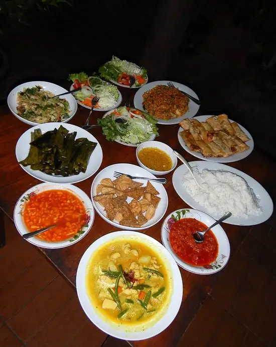 Gambar Makanan Wayan Restaurant 10