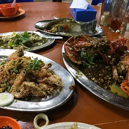 Gambar Makanan Rezeki Seafood Restaurant 8