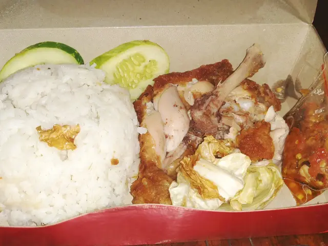 Gambar Makanan Ayam Geprek Mozza 2