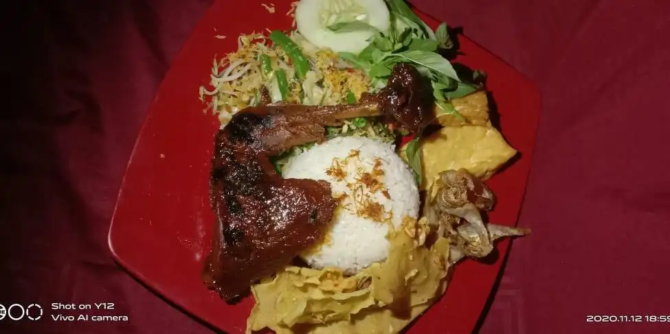 Nasi Urap 99, Wiyung