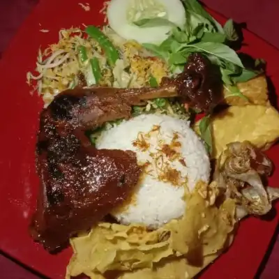 Nasi Urap 99, Wiyung