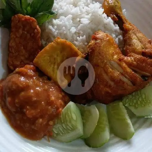 Gambar Makanan Nasi Uduk Enggal, Enggal 2