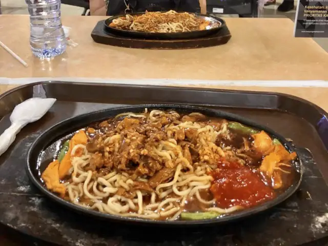 Gambar Makanan Mi Hotplet Singapore 4