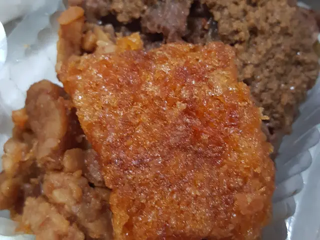 Gambar Makanan Ayam Goreng Suharti 2