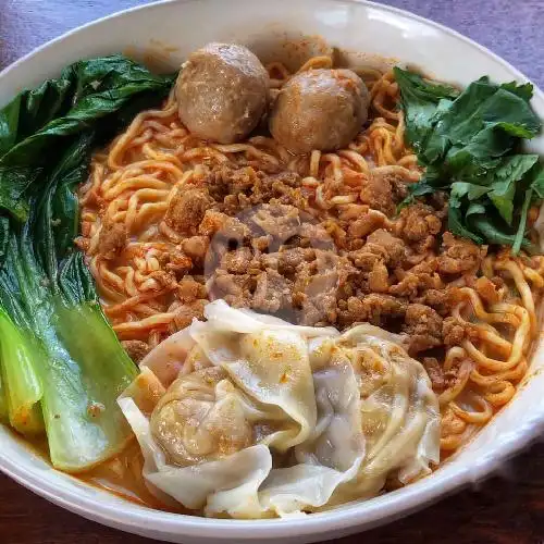 Gambar Makanan May Bakmi, Kerobokan Kelod Raya 17