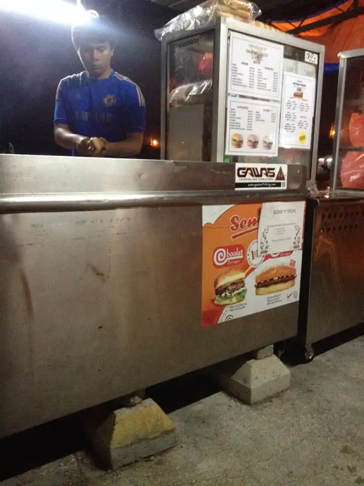 The Best Ramly Burger Stall In The World