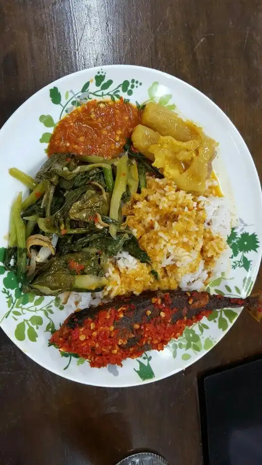 Pondok Minang Mirza Nasi Padang Food Photo 5