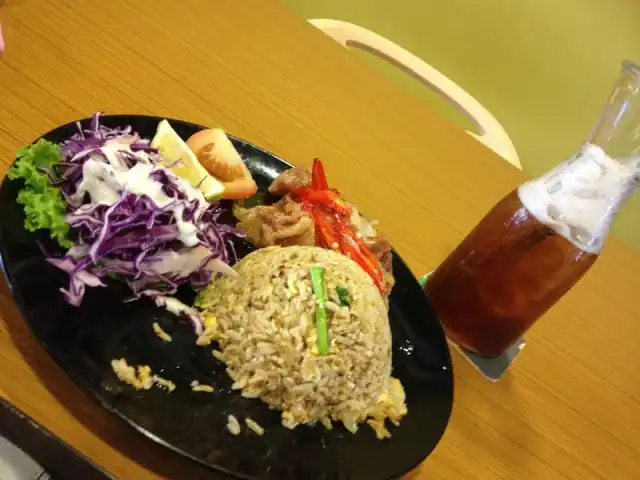 28° Cafe Food Photo 8