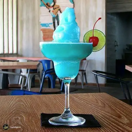 Gambar Makanan BlueWater Cafe & Beach House, Seminyak, Bali 1