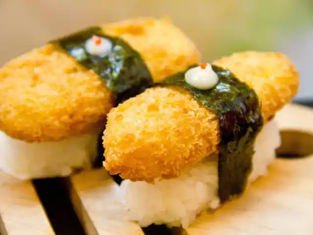 Sushi Flash Food Photo 2
