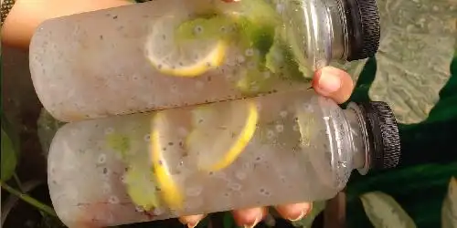 Jelome Infuse Water dan Corn, Colomadu