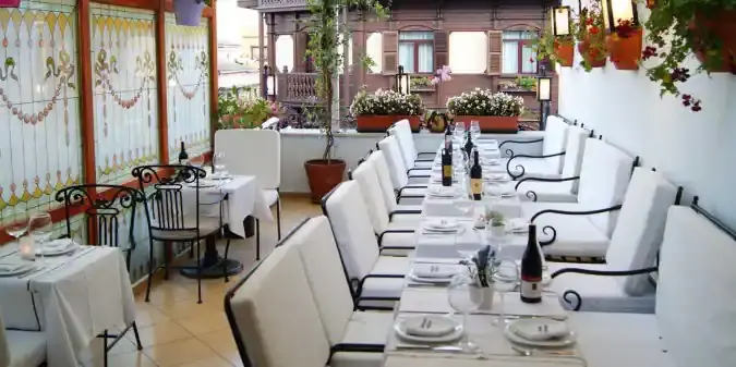 Albura Kathisma Cafe & Restaurant'nin yemek ve ambiyans fotoğrafları 1