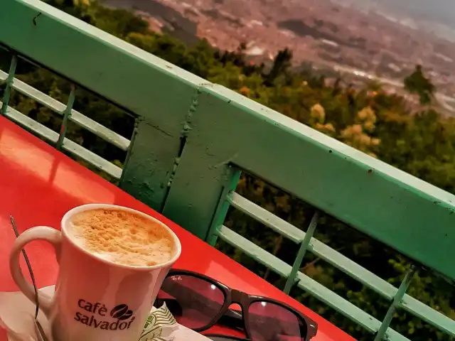 Cafe Salvador'nin yemek ve ambiyans fotoğrafları 4