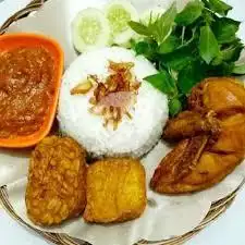 Gambar Makanan Warung Pecel Ayam dan Lele Pejaten 9