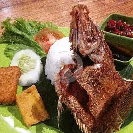 Gambar Makanan Nasi Uduk Abah Chentet, Bendungan Hilir Raya 9