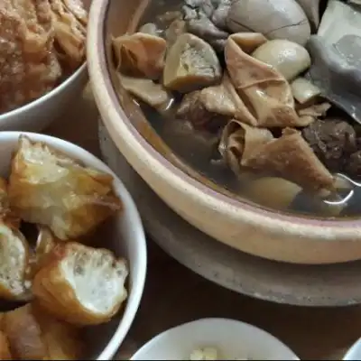 Bak Kut Teh Tek Ki Port Klang, Waringin