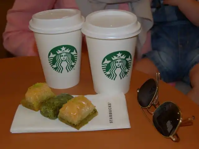 Starbucks'nin yemek ve ambiyans fotoğrafları 31