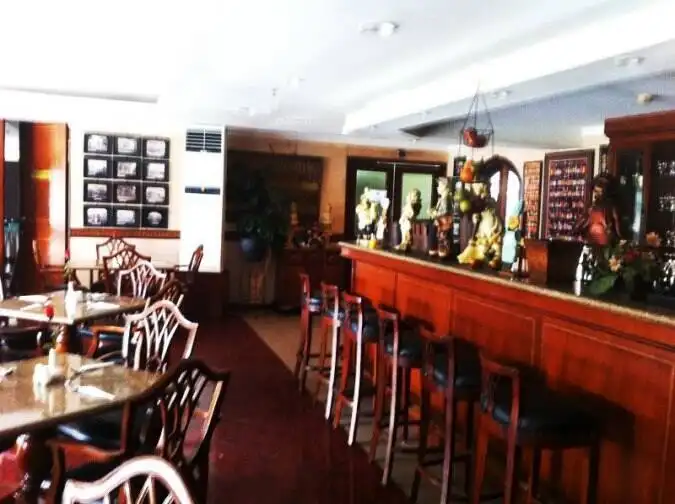 Panorama Cafe & Resto - Hotel Paragon