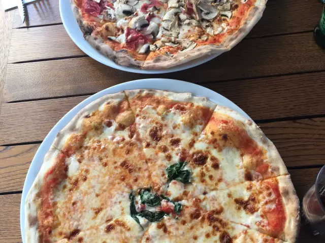 Pizzeria Il Pellicano'nin yemek ve ambiyans fotoğrafları 55