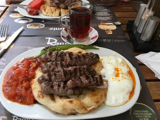Köfteci Ramiz'nin yemek ve ambiyans fotoğrafları 18