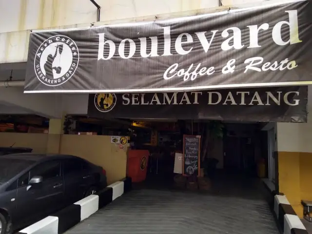 Gambar Makanan Boulevard Coffee and Resto Aceh 4