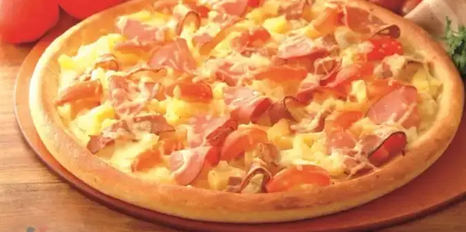 Canadian 2For1 Pizza Food Photo 9