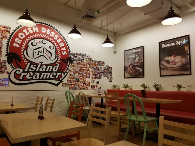 Gambar Makanan Island Creamery 7
