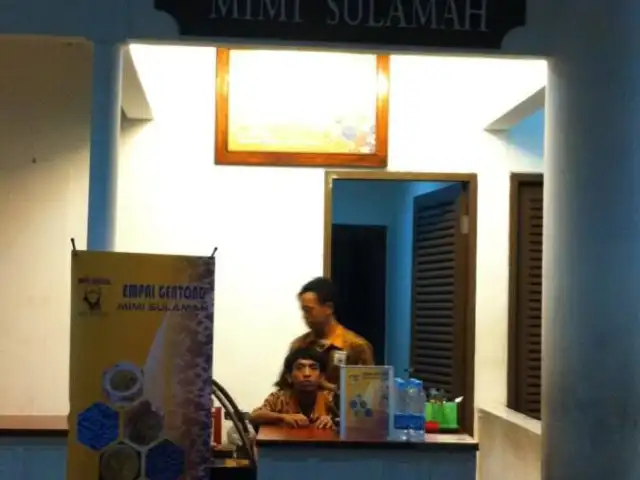 Gambar Makanan Empal Gentong Mimi Sulamah 4