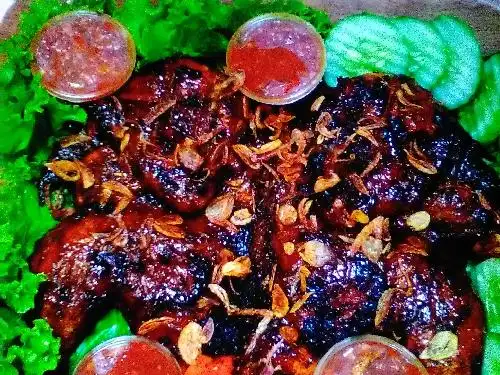 Ayam Bakar Rempah Pekalongan, Aria Putra