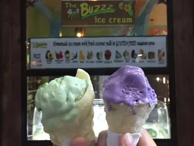 The Buzz Ice Cream Food Photo 6