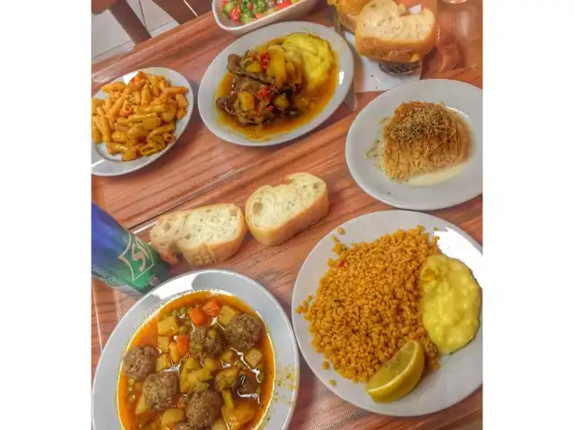 Emirhan Lezzet Dunyasi'nin yemek ve ambiyans fotoğrafları 1