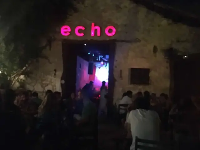 Echo Bar'nin yemek ve ambiyans fotoğrafları 1