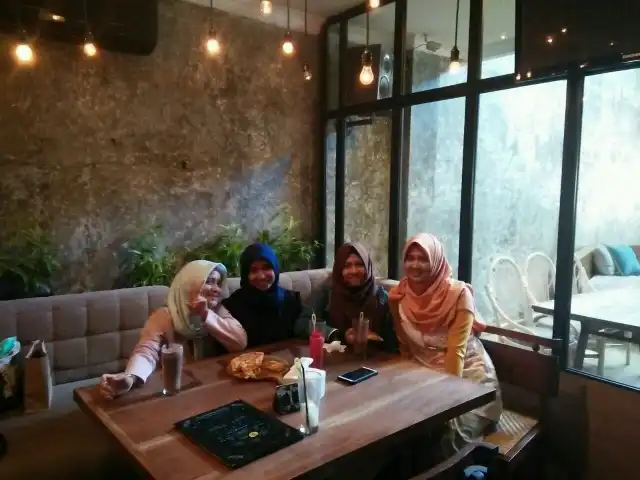 Gambar Makanan Solo's Bistro Restaurant 10