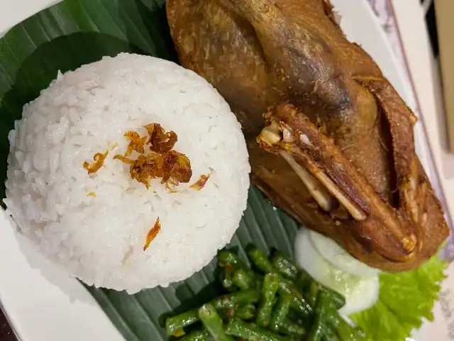 Gambar Makanan Bebek Tepi Sawah 2