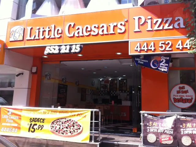 Little Caesars Pizza'nin yemek ve ambiyans fotoğrafları 6
