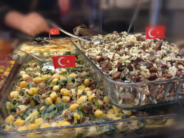 Güler Osmanlı Mutfağı'nin yemek ve ambiyans fotoğrafları 39