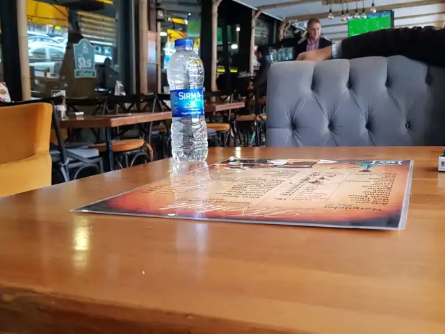 Sky Cafe Bistro'nin yemek ve ambiyans fotoğrafları 15