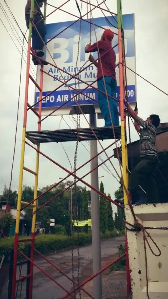 Gambar Makanan Depo Air Minum Isi Ulang BIRU Bekasi Timur Regensi 8