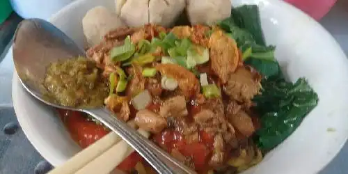 Mie 3 Rasa, Batu Merah