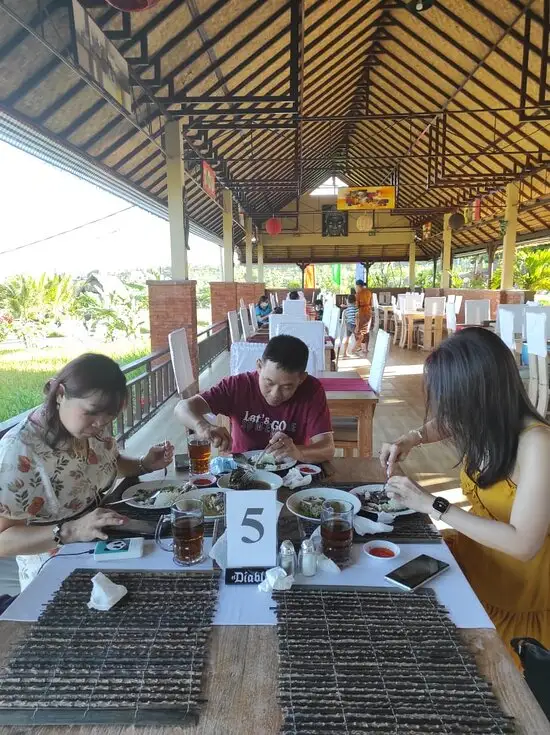 Gambar Makanan Warung Devassa 12